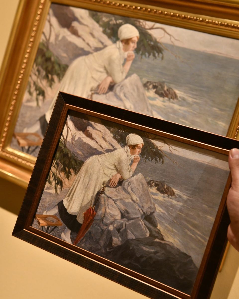 Deniz Kıyısında Kız