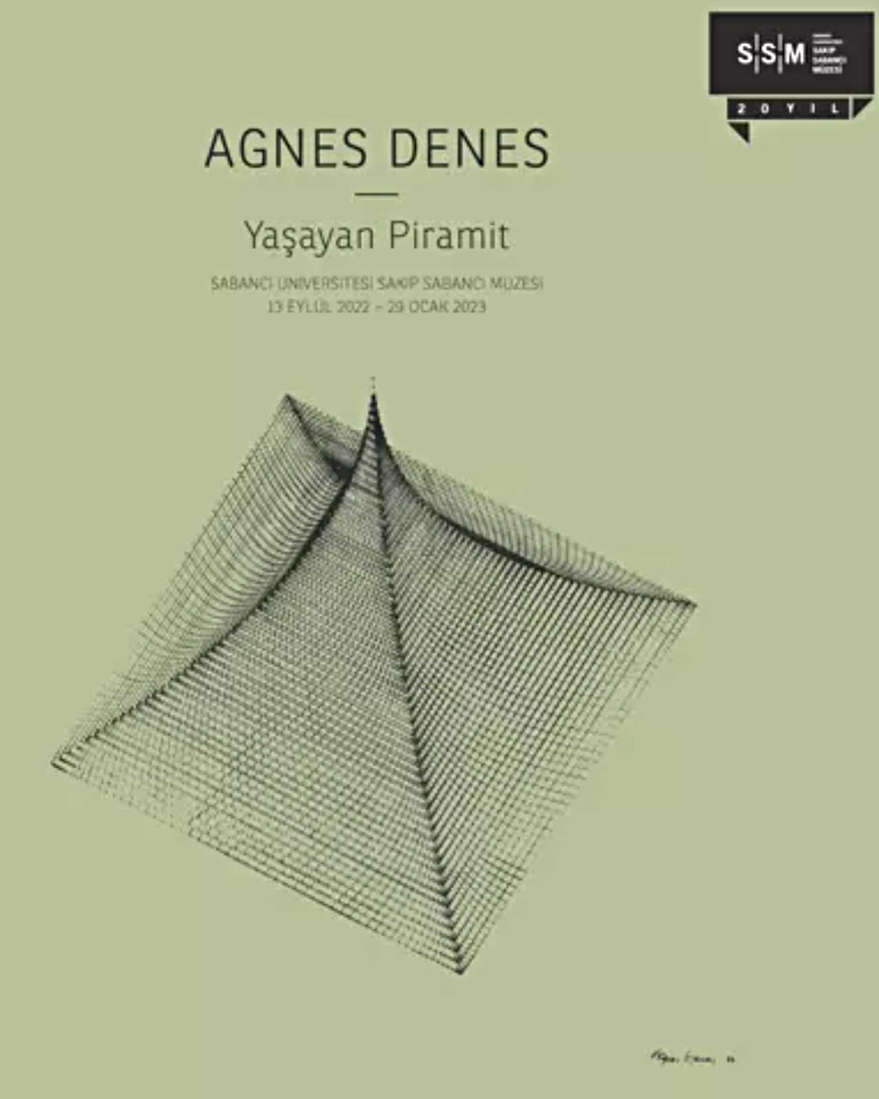 Agnes Denes / Yaşayan Piramit