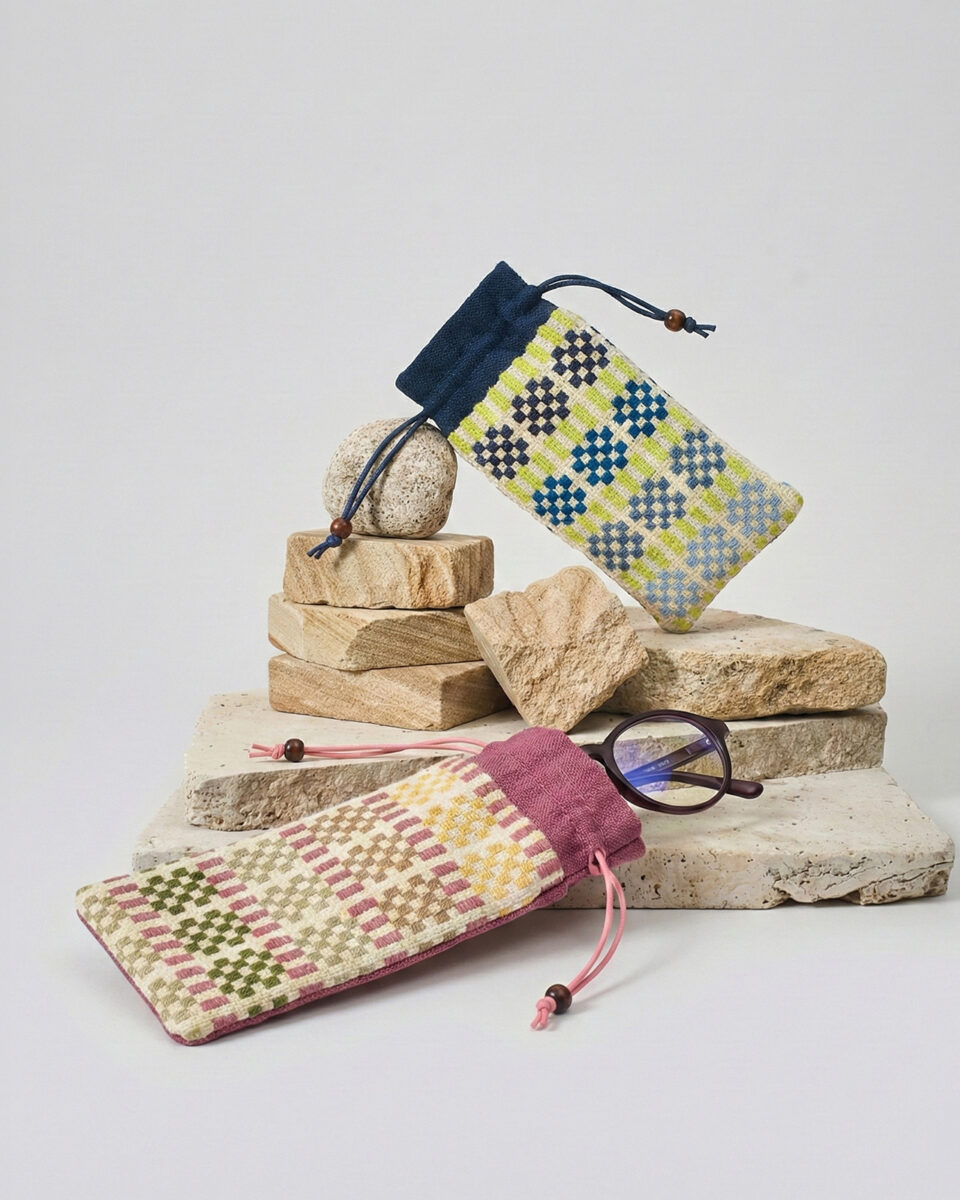 UTTU Gözlük Kılıfı